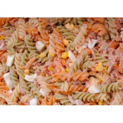 Pasta eta hegaluze entsalada